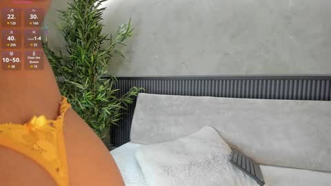 Snapshot of naomi_dasilva chatting on 5, 2, 2025 Naomi online show from 5, 2, 2025
