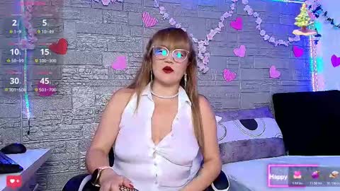 Naomi online show from 5, 12, 2025