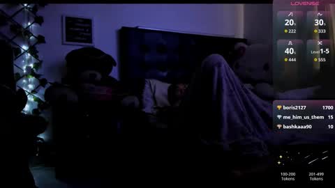 Snapshot of naomi_kobayashi chatting on 17, 11, 2025 naomi_kobayashi online show from 17, 11, 2025