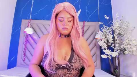 Snapshot of naomi_velour chatting on 22, 5, 2026 naomi_velour online show from 22, 5, 2026