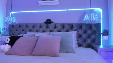 Snapshot of naomii_soto chatting on 11, 1, 2025 Naomi online show from 11, 1, 2025