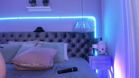 Snapshot of naomii_soto chatting on 24, 2, 2025 Naomi online show from 24, 2, 2025