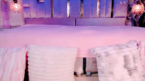     online show from 6, 3, 2026