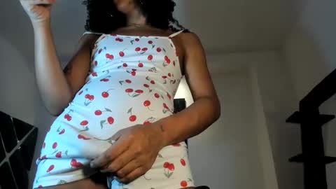 naomiwildburn online show from 5, 11, 2025