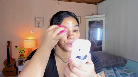 Snapshot of naomy_ruiz_ chatting on 26, 5, 2026 NAOMY online show from 26, 5, 2026