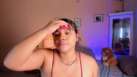 Snapshot of naomy_ruiz_ chatting on 29, 5, 2026 NAOMY online show from 29, 5, 2026