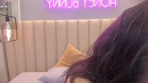 Naomy  online show from 2, 6, 2026