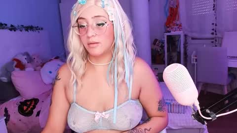 Snapshot of narubolita chatting on 3, 10, 2025 Narubolita Narupinku online show from 3, 10, 2025