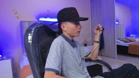 Snapshot of nascary_fox chatting on 14, 1, 2026 Nascary Fox online show from 14, 1, 2026