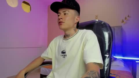 Snapshot of nascary_fox chatting on 9, 3, 2026 Nascary Fox online show from 9, 3, 2026