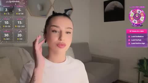 Snapshot of nastiashy20 chatting on 1, 12, 2025 NastiaShy20 online show from 1, 12, 2025