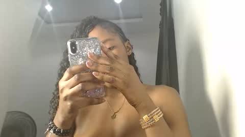 mamacita online show from 12, 9, 2025