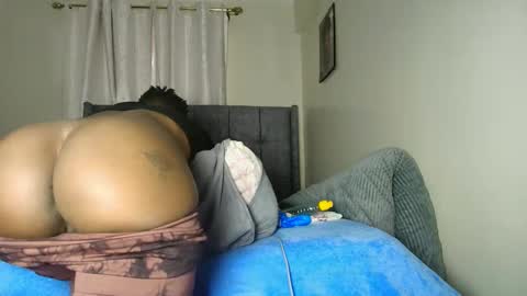 NESTER online show from 2, 12, 2025