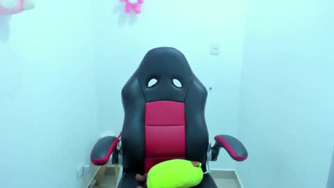 Snapshot of nata_gil19 chatting on 15, 5, 2026 Karo online show from 15, 5, 2026