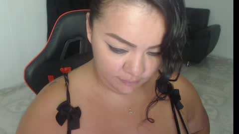 Nata Ramirez online show from 1, 3, 2025