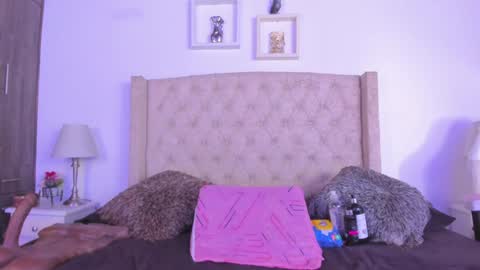 Natalia online show from 8, 1, 2025