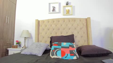 Natalia online show from 6, 2, 2025