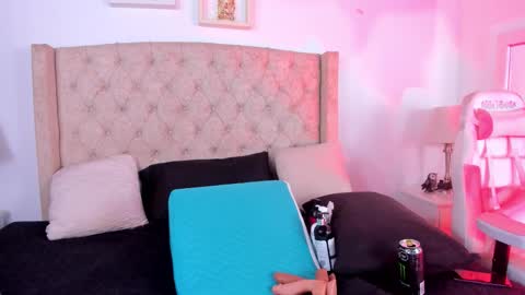 Natalia online show from 12, 9, 2025