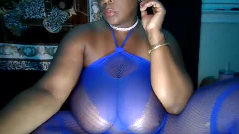 NataliaCakes1 online show from 19, 5, 2026