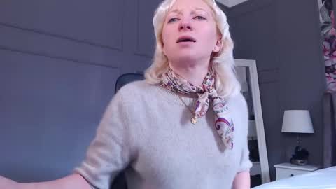 Snapshot of natalie_bitton chatting on 12, 2, 2026 Natalie online show from 12, 2, 2026