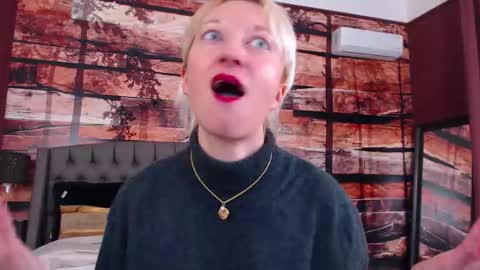 Snapshot of natalie_bitton chatting on 2, 3, 2026 Natalie online show from 2, 3, 2026