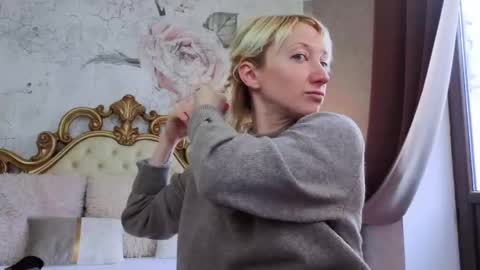 Snapshot of natalie_bitton chatting on 21, 3, 2026 Natalie online show from 21, 3, 2026