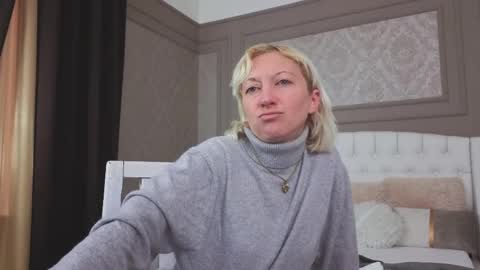 Snapshot of natalie_bitton chatting on 27, 3, 2026 Natalie online show from 27, 3, 2026