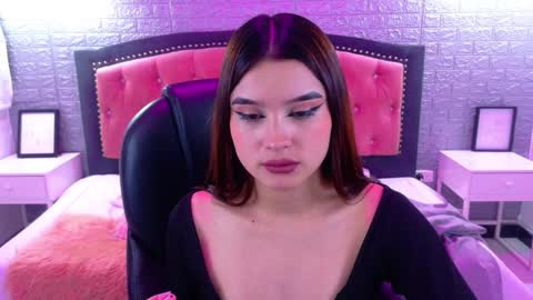 natalie  online show from 9, 10, 2025