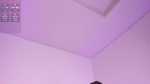 Snapshot of natalie_paris chatting on 14, 11, 2025 Natalie online show from 14, 11, 2025