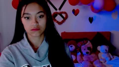 Nataly Escobar online show from 24, 2, 2025