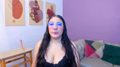 Snapshot of natalymeyer chatting on 3, 11, 2025 Nataly Meyer online show from 3, 11, 2025