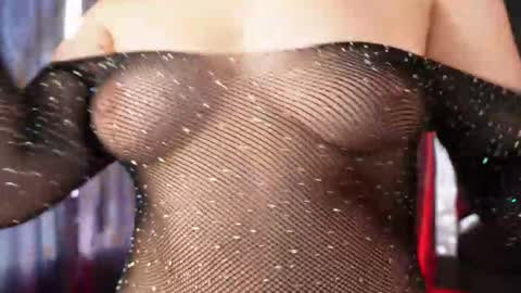 Natasha Vesper  online show from 8, 11, 2025