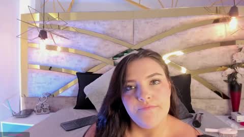 natashaa_romano online show from 2, 6, 2026
