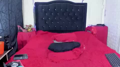natashaburgos online show from 4, 12, 2024