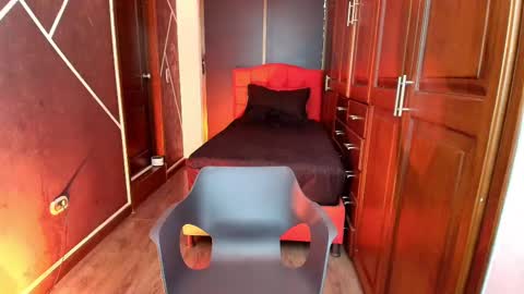 Natasha Mason online show from 12, 2, 2025