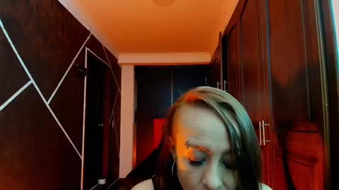 Natasha Mason online show from 25, 2, 2025