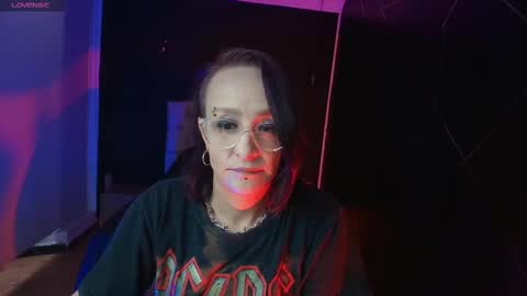 Natasha Mason online show from 6, 3, 2025