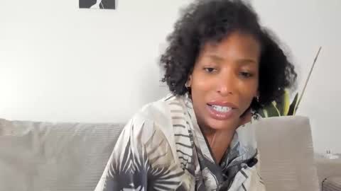 Snapshot of natassiadreamsxxx chatting on 17, 2, 2026 Natassia Dreams online show from 17, 2, 2026