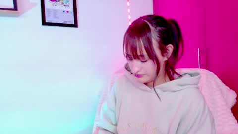 Snapshot of nathalia_ramirez_ chatting on 25, 6, 2026 Nathalia Ramirez online show from 25, 6, 2026