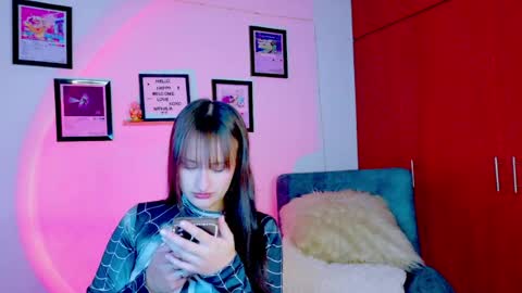 Snapshot of nathalia_ramirez_ chatting on 5, 7, 2026 Nathalia Ramirez online show from 5, 7, 2026
