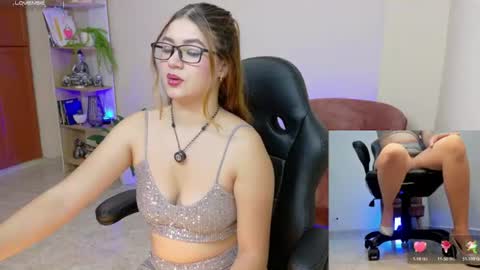 Snapshot of nathalie_29 chatting on 4, 7, 2026 NATHALIE online show from 4, 7, 2026
