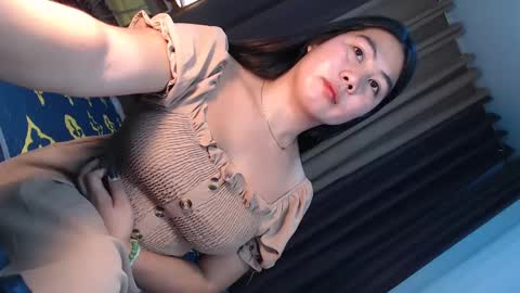 Snapshot of nathalie_hart chatting on 20, 12, 2024 Queen Marga online show from 20, 12, 2024
