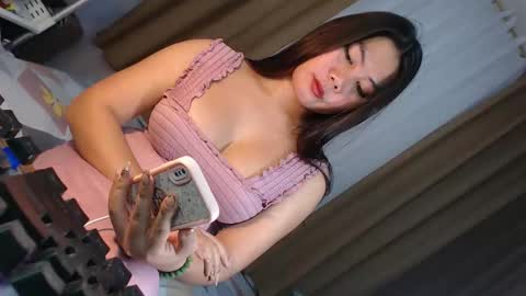 Snapshot of nathalie_hart chatting on 21, 10, 2025 Queen Marga online show from 21, 10, 2025