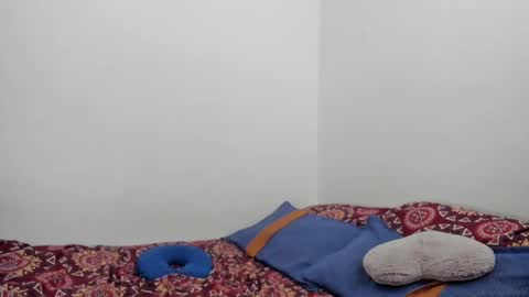 Nathaly online show from 6, 3, 2025