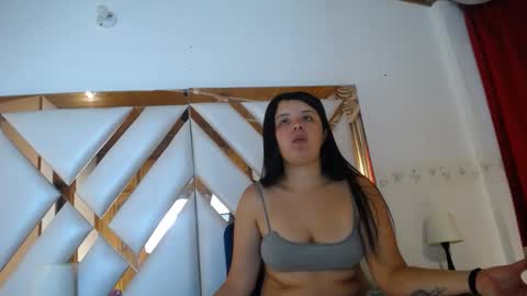 Snapshot of nathaly_sweet23 chatting on 25, 4, 2026 Nathaly sweet online show from 25, 4, 2026