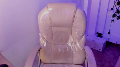 Snapshot of nathalyy_ds chatting on 11, 10, 2025 nathalyy_ds online show from 11, 10, 2025