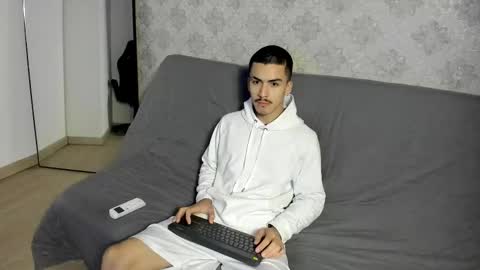 nathan_baker__ online show from 27, 11, 2025