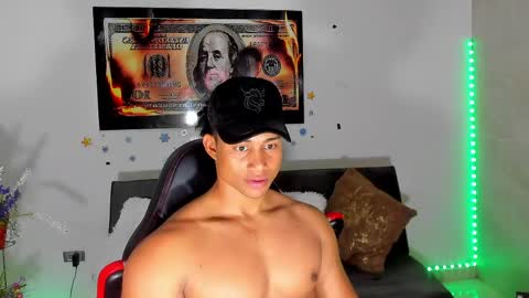 Snapshot of nathan_sexy247 chatting on 7, 5, 2026 Nathan online show from 7, 5, 2026