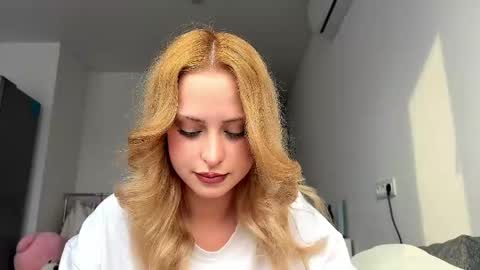 Mia online show from 14, 5, 2026