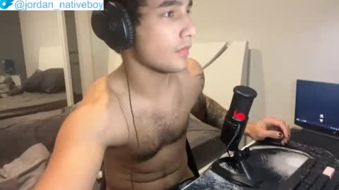 native_boy2 online show from 17, 5, 2026